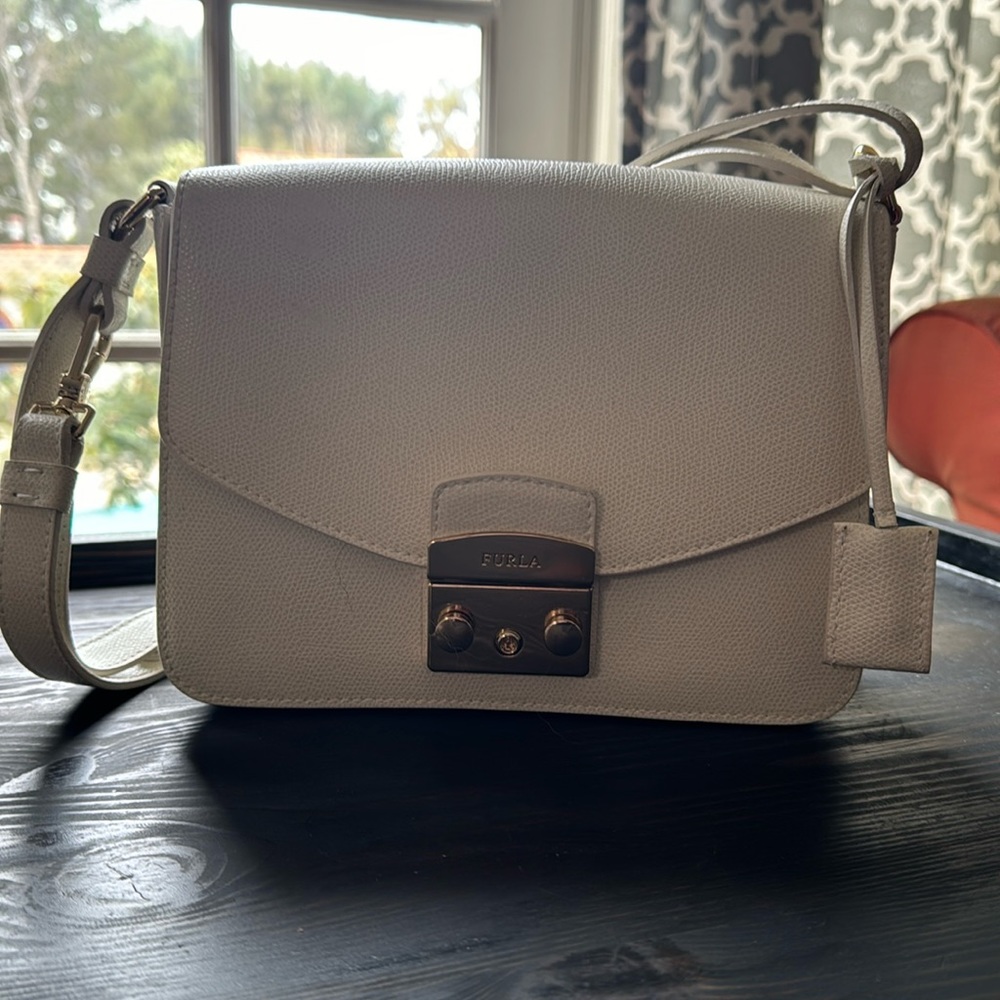 Furla Ivory Metropolis Bag
